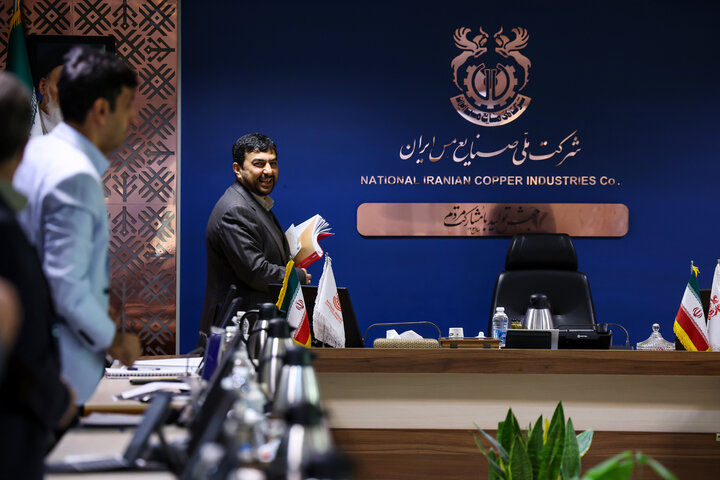 پانزدهمین  جلسه قرارگاه ساخت داخل و دانشبنیان