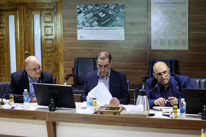 پانزدهمین  جلسه قرارگاه ساخت داخل و دانشبنیان