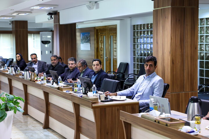 پانزدهمین  جلسه قرارگاه ساخت داخل و دانشبنیان