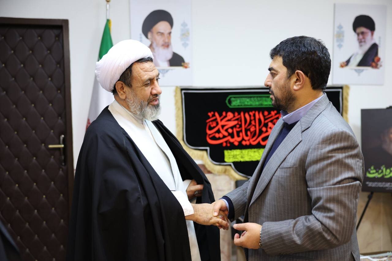 دیدار مدیرعامل شرکت ملی مس با نماینده ولی فقیه در استان کرمان دیدار مدیرعامل شرکت ملی مس با نماینده ولی فقیه در استان کرمان