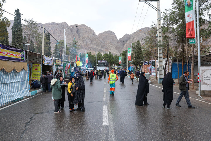 بازدید دکتر مدرس از موکب شرکت ملی مس ایران در گلزار شهدای کرمان