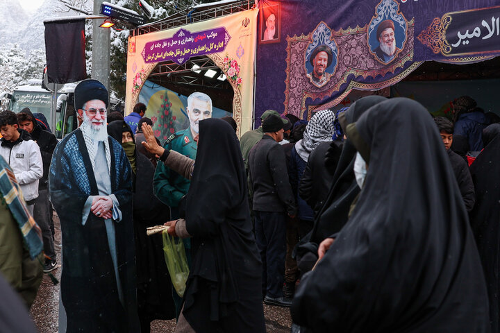 خدمت‌رسانی موکب‌ شهدای شرکت ملی صنایع مس ایران در پنجمین سالگرد شهادت سپهبد حاج قاسم سلیمانی در گلزار شهدای کرمان