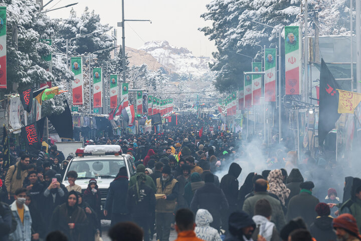 خدمت‌رسانی موکب‌ شهدای شرکت ملی صنایع مس ایران در پنجمین سالگرد شهادت سپهبد حاج قاسم سلیمانی در گلزار شهدای کرمان