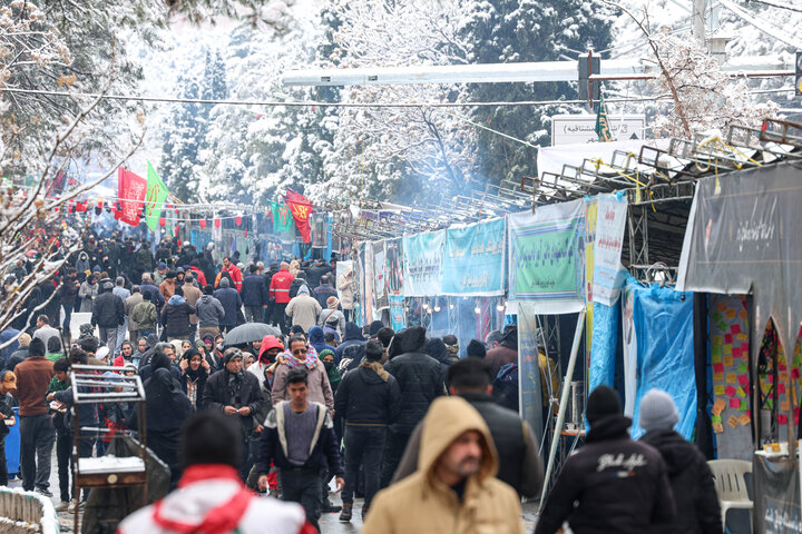 خدمت‌رسانی موکب‌ شهدای شرکت ملی صنایع مس ایران در پنجمین سالگرد شهادت سپهبد حاج قاسم سلیمانی در گلزار شهدای کرمان