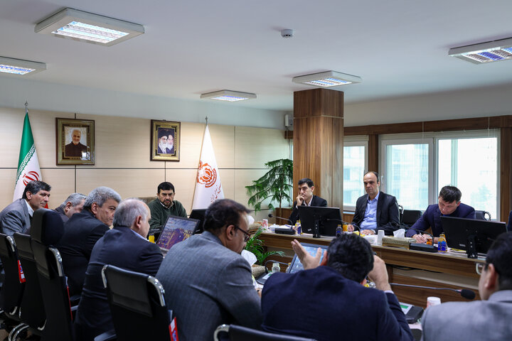 نشست مشترک مدیرعامل شرکت ملی مس با نماینده شرکت دامپ تراک بلاز