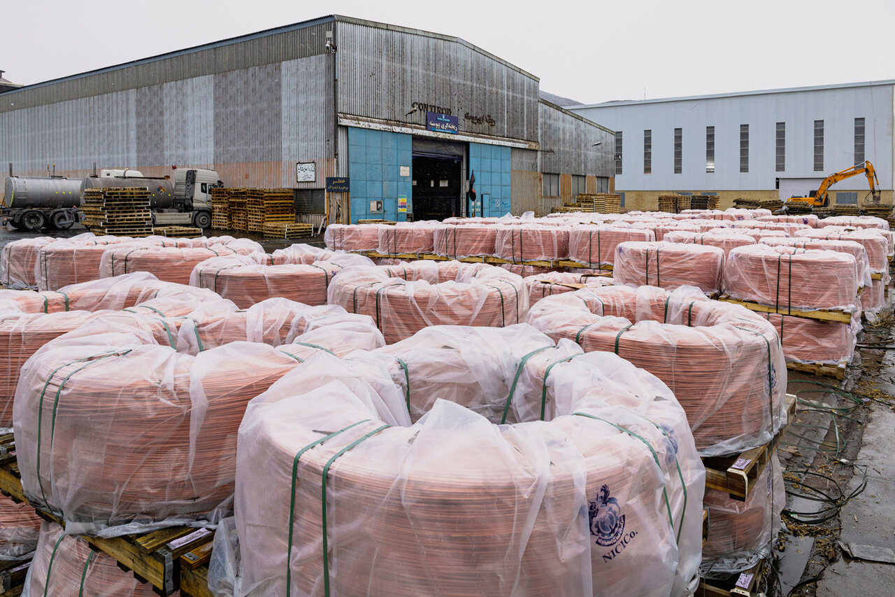 افتتاح کارخانه تولید مفتول مسی مجتمع مس سرچشمه تا پیش از پایان سال ۱۴۰۳/ ظرفیت تولید سالانه ۱۳۰ هزار تن مفتول مسی افتتاح کارخانه تولید مفتول مسی مجتمع مس سرچشمه تا پیش از پایان سال ۱۴۰۳/ ظرفیت تولید سالانه ۱۳۰ هزار تن مفتول مسی