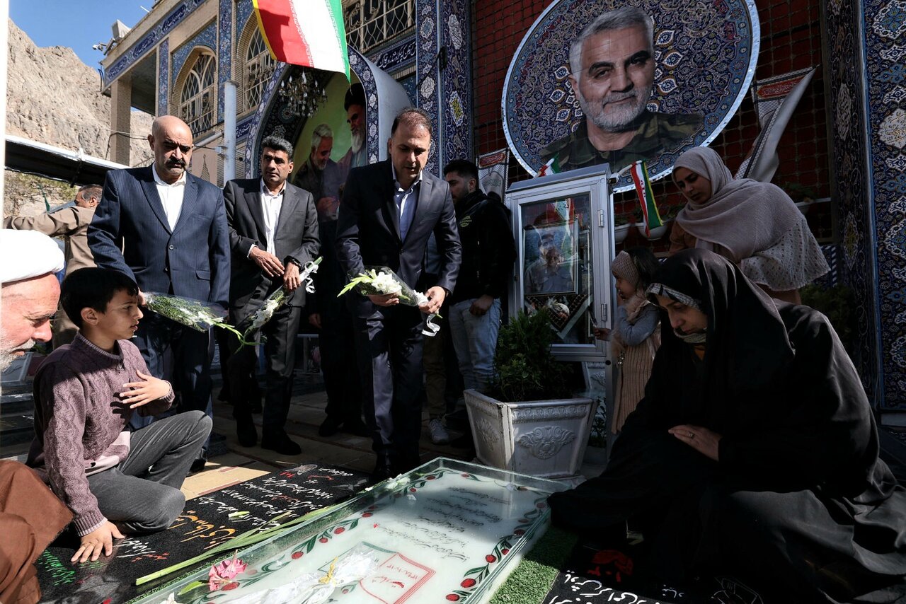 شرکت ملی مس در خط مقدم جبهه مقاومت اقتصادی کشور است شرکت ملی مس در خط مقدم جبهه مقاومت اقتصادی کشور است