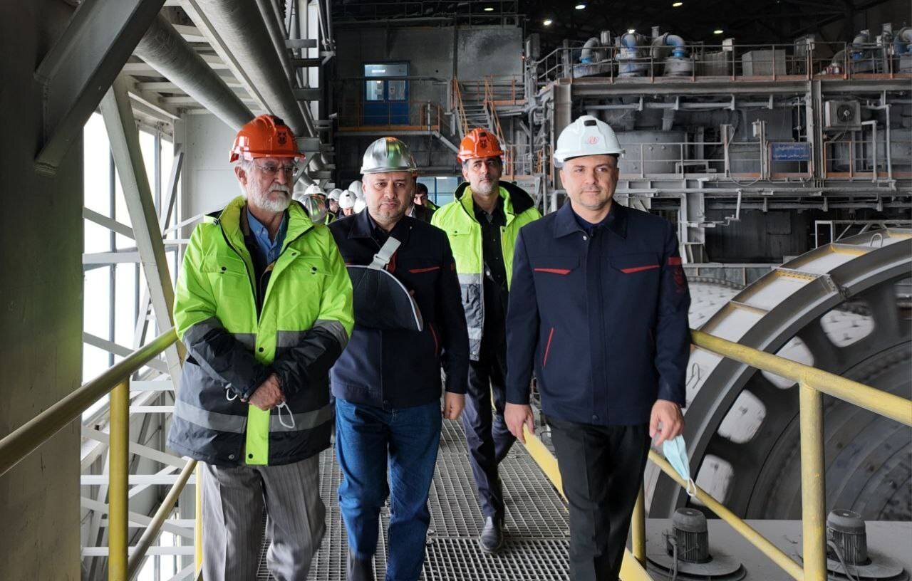 رئیس هیأت مدیره و مدیرعامل شرکت ملی صنایع مس ایران به تبریز سفر کردند رئیس هیأت مدیره و مدیرعامل شرکت ملی صنایع مس ایران به تبریز سفر کردند