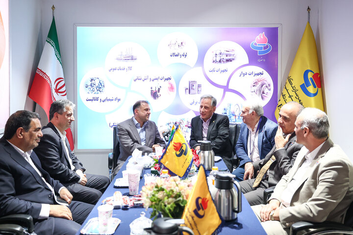 حضو رمدیرعامل شرکت ملی صنایع مس ایران در بیست‌ونهمین نمایشگاه بین‌المللی نفت، گاز و پتروشیمی