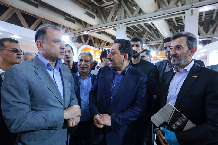 روز سوم نمایشگاه و بازدید وزیر محترم صمت از غرفه شرکت ملی صنایع مس ایران