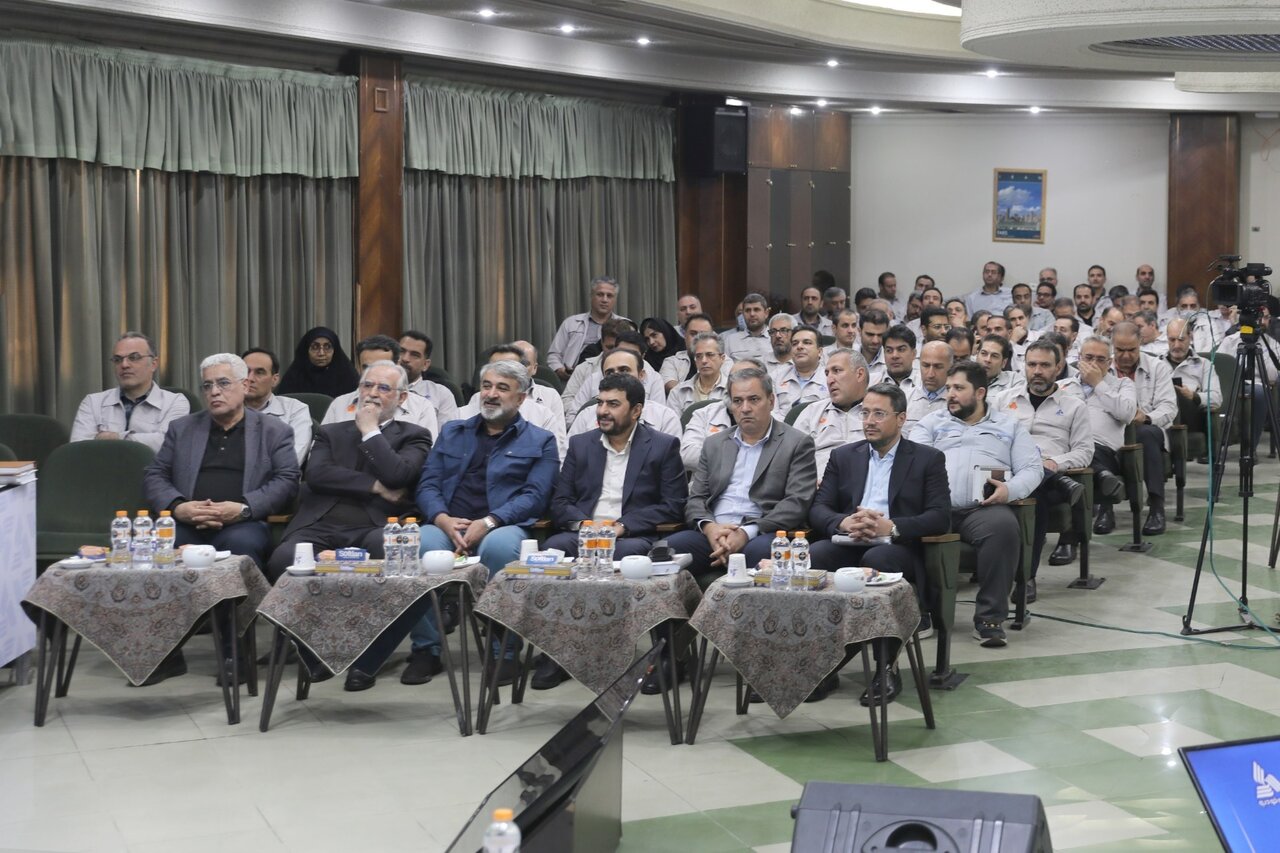 سمینار تحول صنعت ایران در چهار دهه برگزار شد