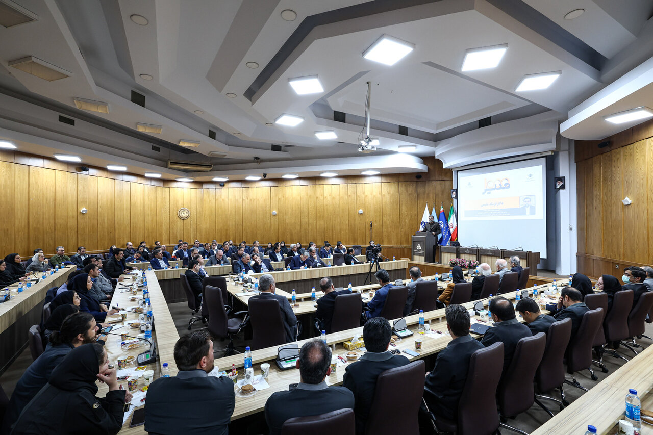 طرح ملی شناسایی و پرورش« ۱۰۰۰ مدیر» آغاز به کار کرد