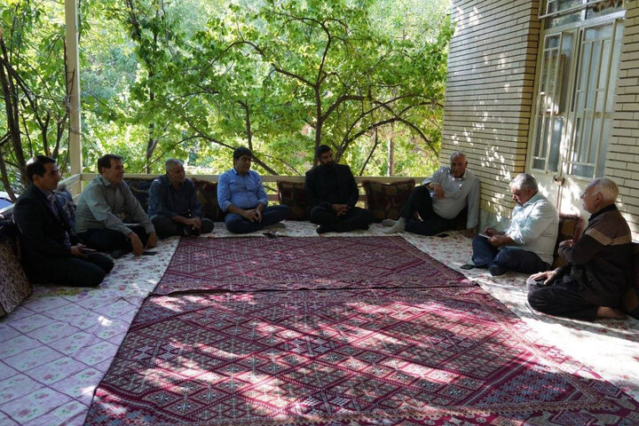 دیدار با خانواده شهدا