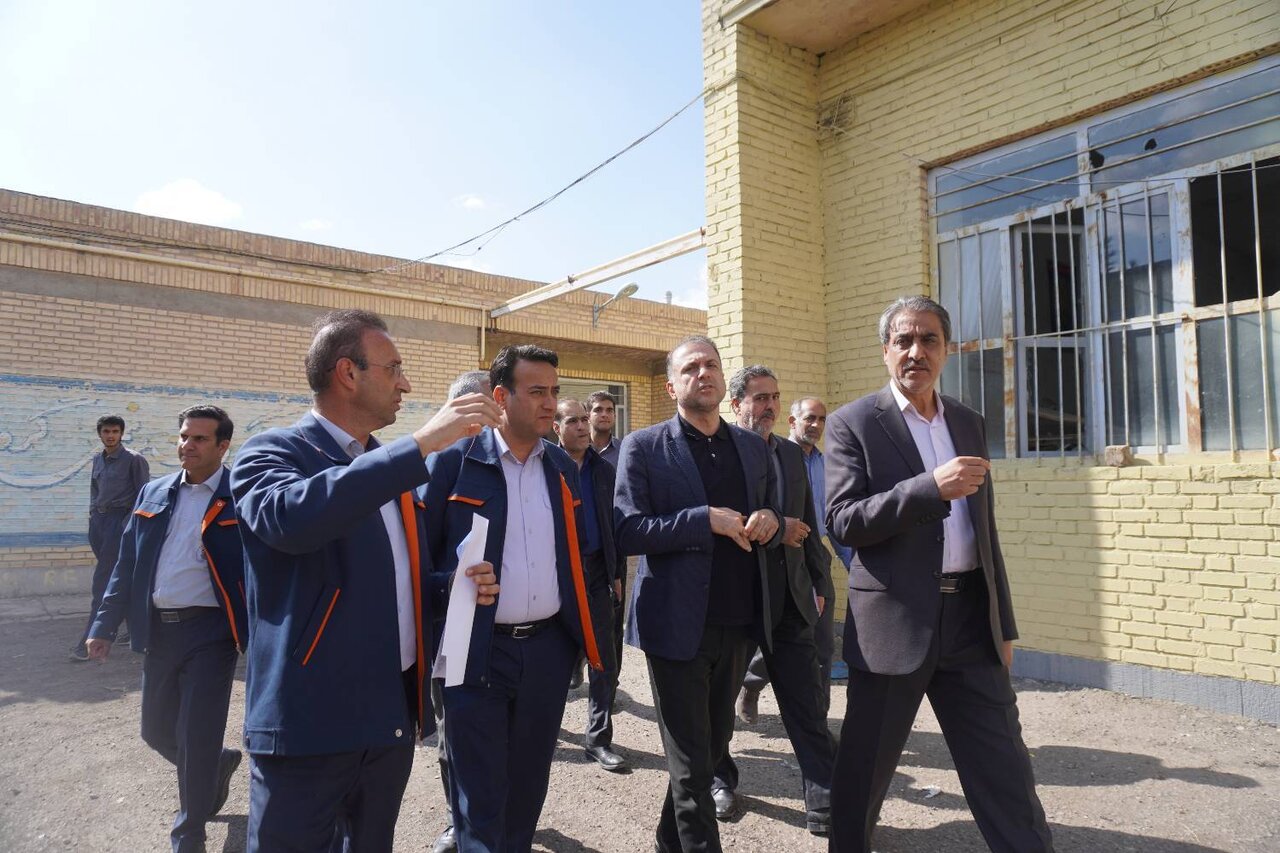 بازدید مدیرعامل شرکت ملی مس از هنرستان جوار کارخانهای شهربابک