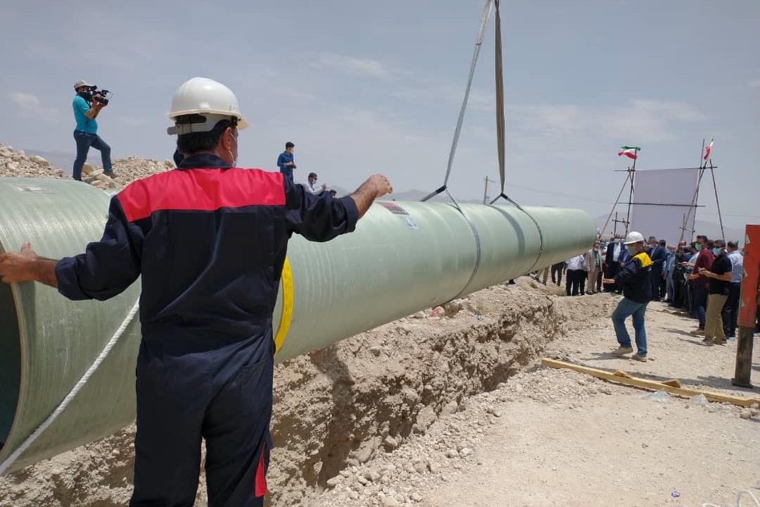 سرمایه گذاری 23هزار میلیارد تومانی برای انتقال آب خلیج فارس به فلات مرکزی/ ظرفیت خط انتقال: 650 میلیون مترمکعب
